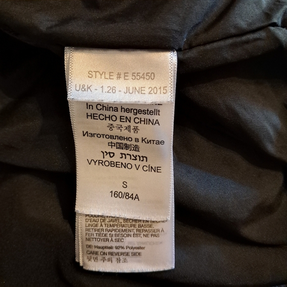 Marmot Abigail Black Vest Women’s Size Small - Picture 8 of 8